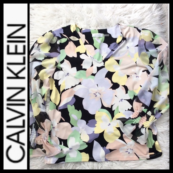 NWOT Calvin Klein Smocked Ruffle Cuff Floral Blouse - Picture 4 of 8